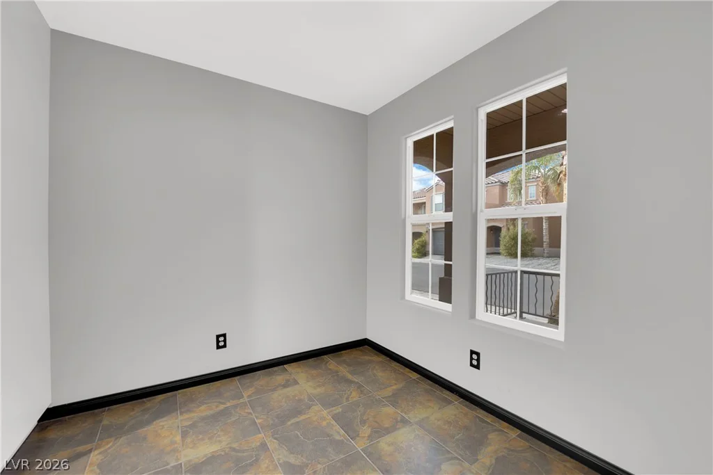 9074 Hombard, Las Vegas, NV 89148