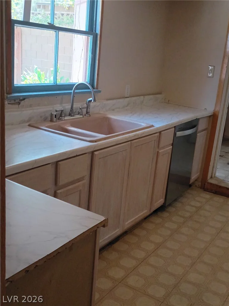 1028 Francis, Las Vegas, NV 89104