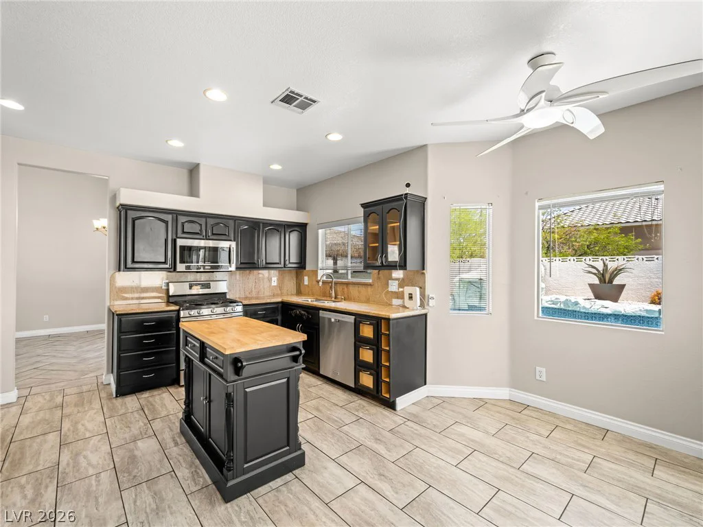 3642 Riley, Las Vegas, NV 89147