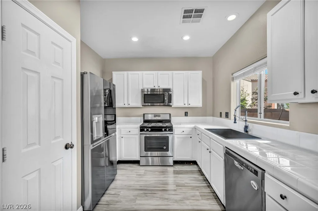 5531 Nickel Ridge, Las Vegas, NV 89122