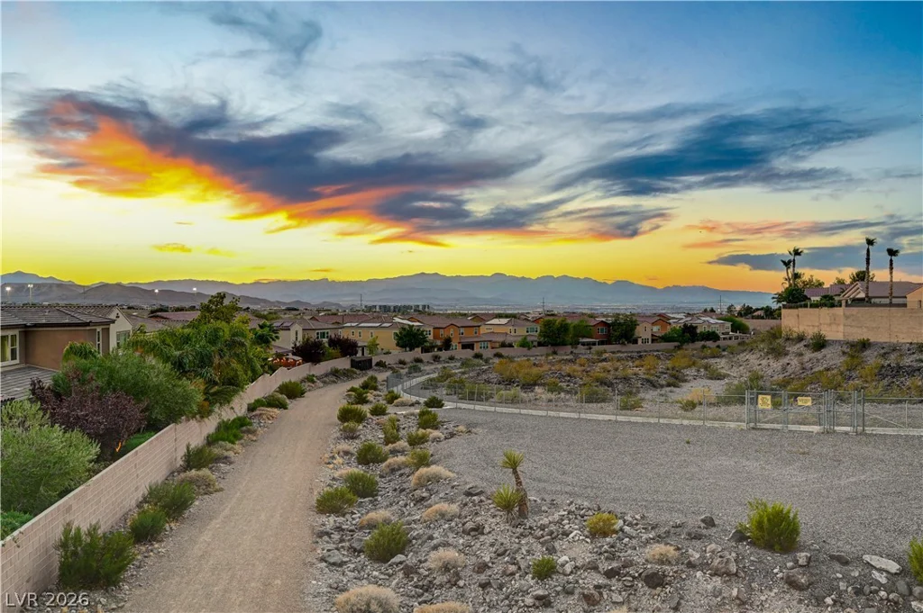 2943 Ainslie Lake, Henderson, NV 89044