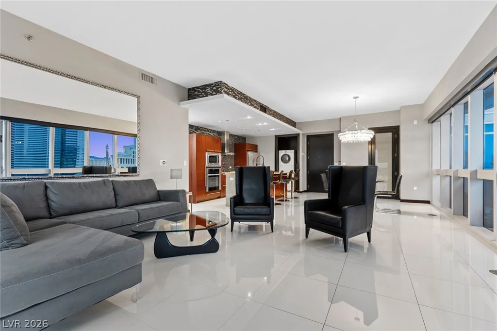 4471 Dean Martin, Las Vegas, NV 89103