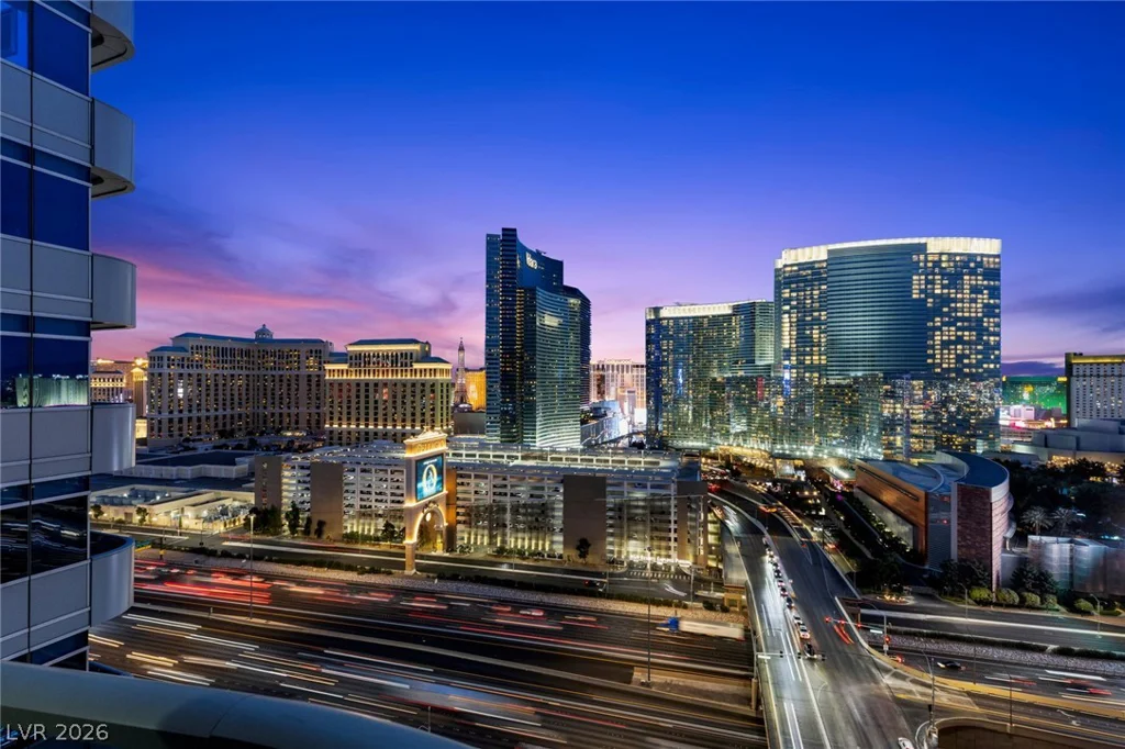 4471 Dean Martin, Las Vegas, NV 89103