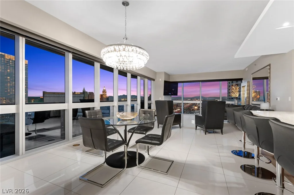4471 Dean Martin, Las Vegas, NV 89103