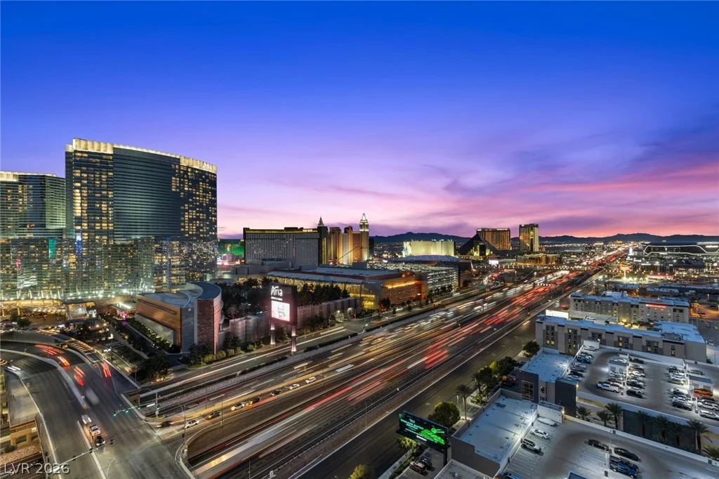 4471 Dean Martin, Las Vegas, NV 89103