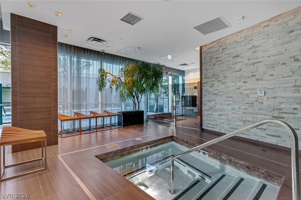 4471 Dean Martin, Las Vegas, NV 89103