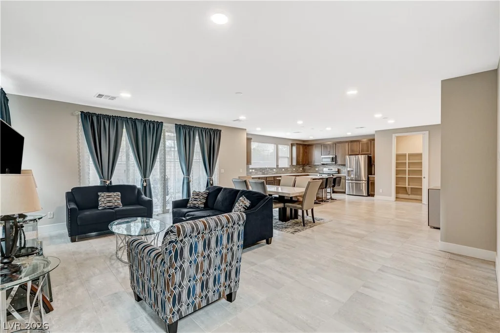 6853 Desert Finch, North Las Vegas, NV 89084