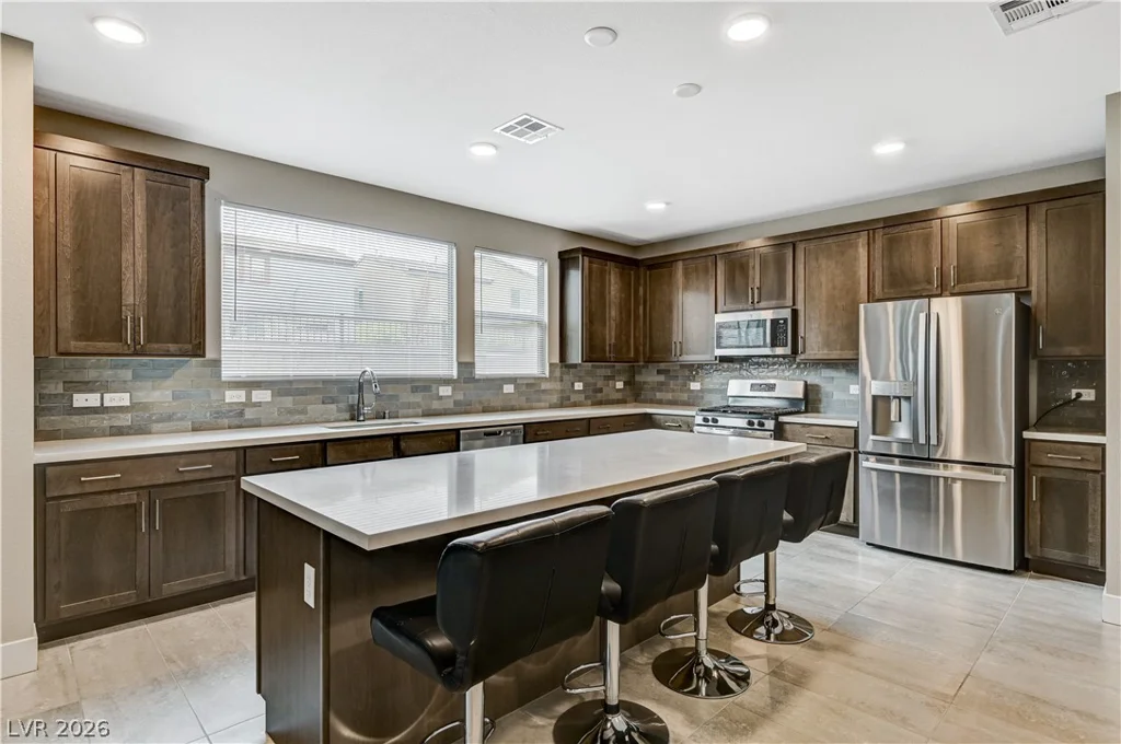 6853 Desert Finch, North Las Vegas, NV 89084