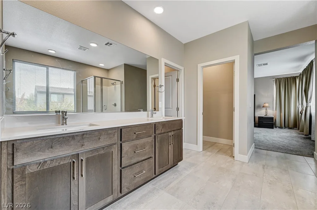 6853 Desert Finch, North Las Vegas, NV 89084