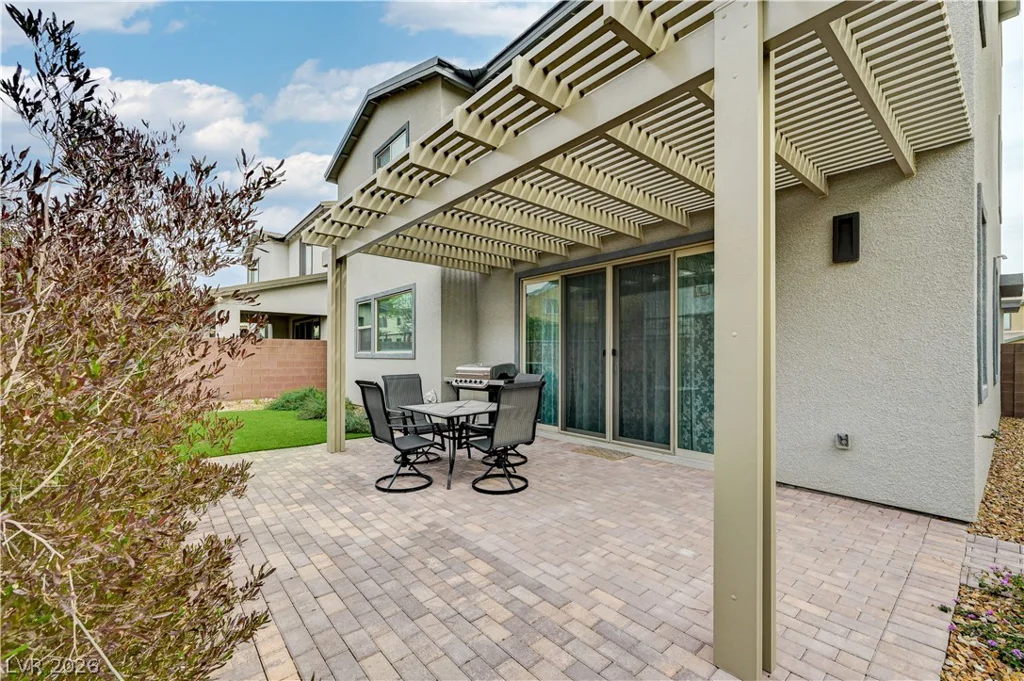 6853 Desert Finch, North Las Vegas, NV 89084