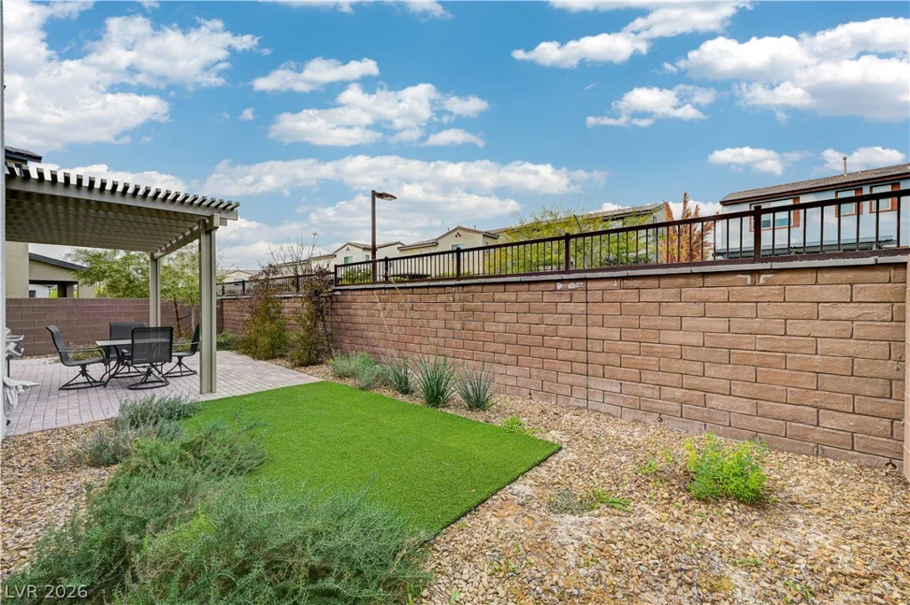 6853 Desert Finch, North Las Vegas, NV 89084