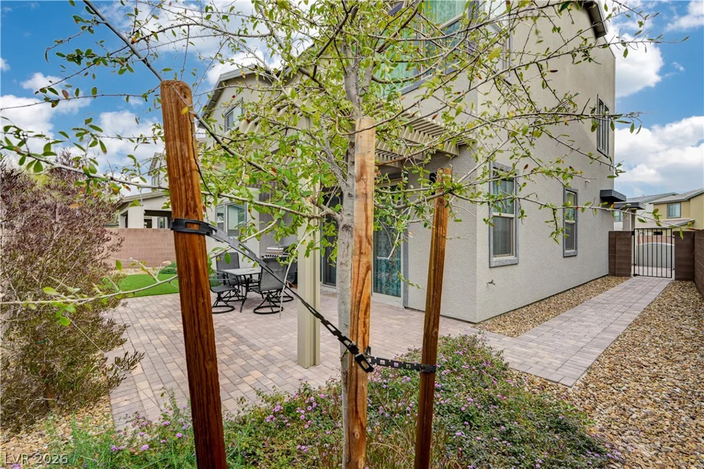 6853 Desert Finch, North Las Vegas, NV 89084