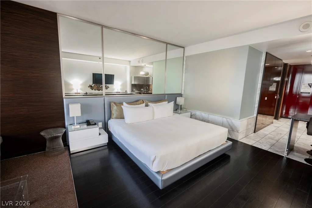 4381 Flamingo, Las Vegas, NV 89103