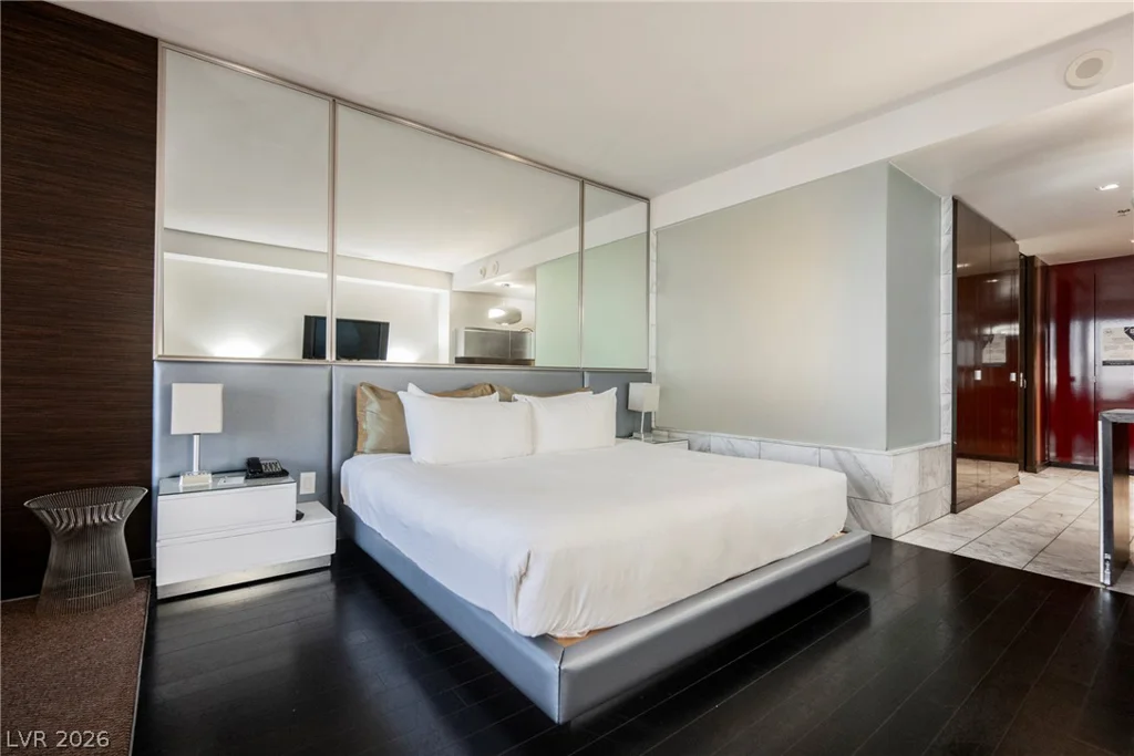 4381 Flamingo, Las Vegas, NV 89103