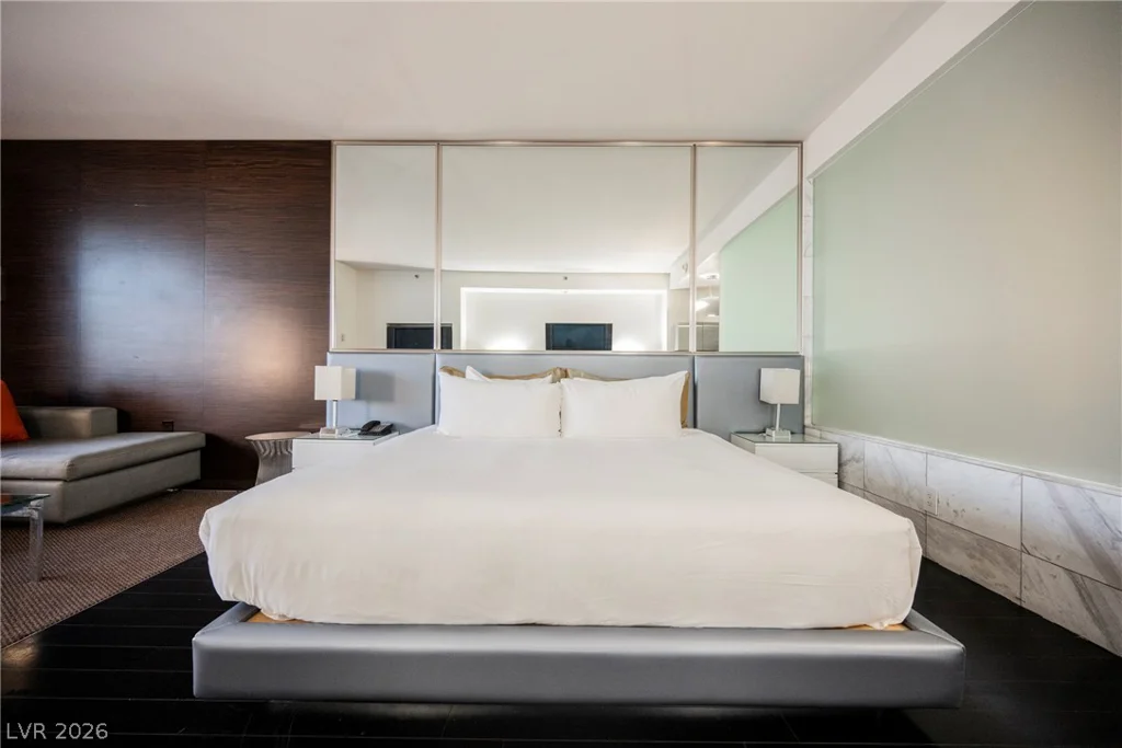 4381 Flamingo, Las Vegas, NV 89103