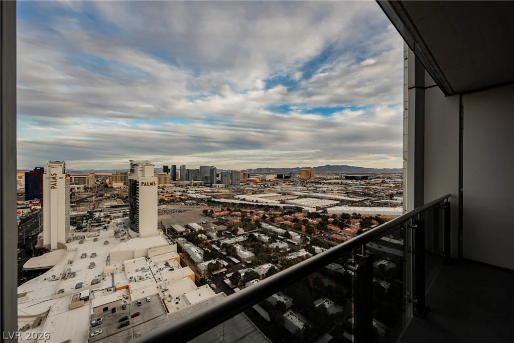 4381 Flamingo, Las Vegas, NV 89103