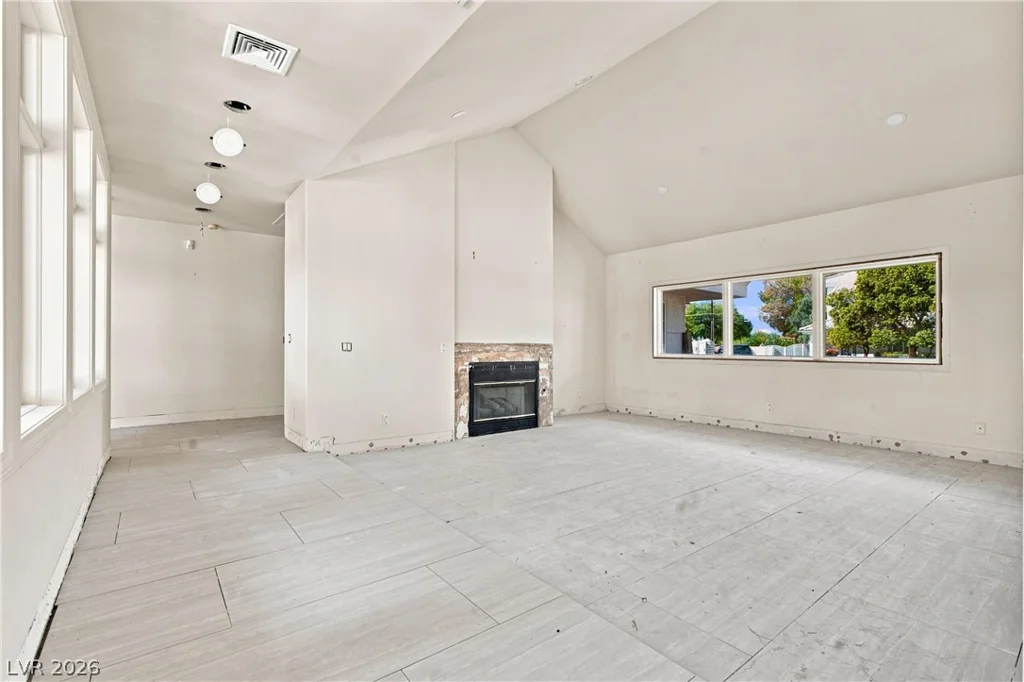3840 Topaz, Las Vegas, NV 89121