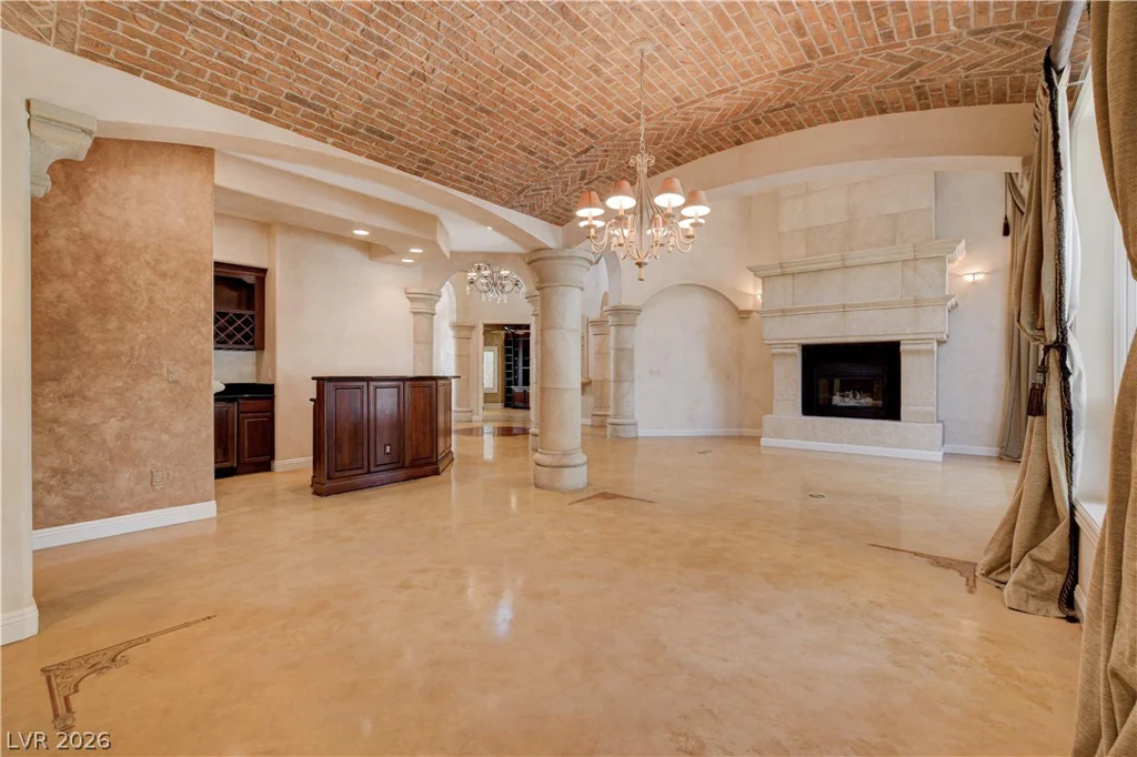 9625 Grand Isle, Las Vegas, NV 89144