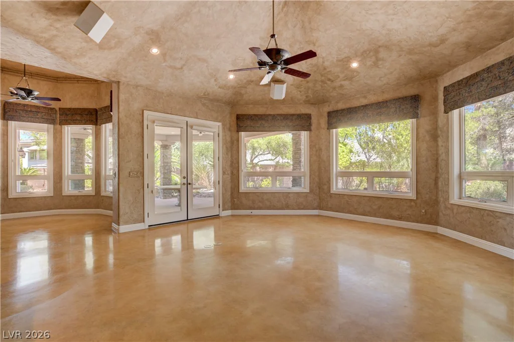 9625 Grand Isle, Las Vegas, NV 89144
