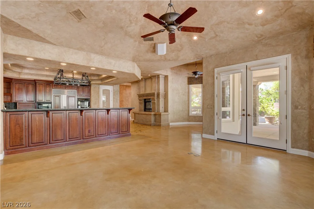 9625 Grand Isle, Las Vegas, NV 89144