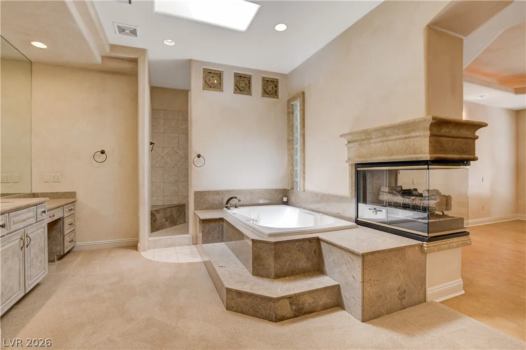9625 Grand Isle, Las Vegas, NV 89144
