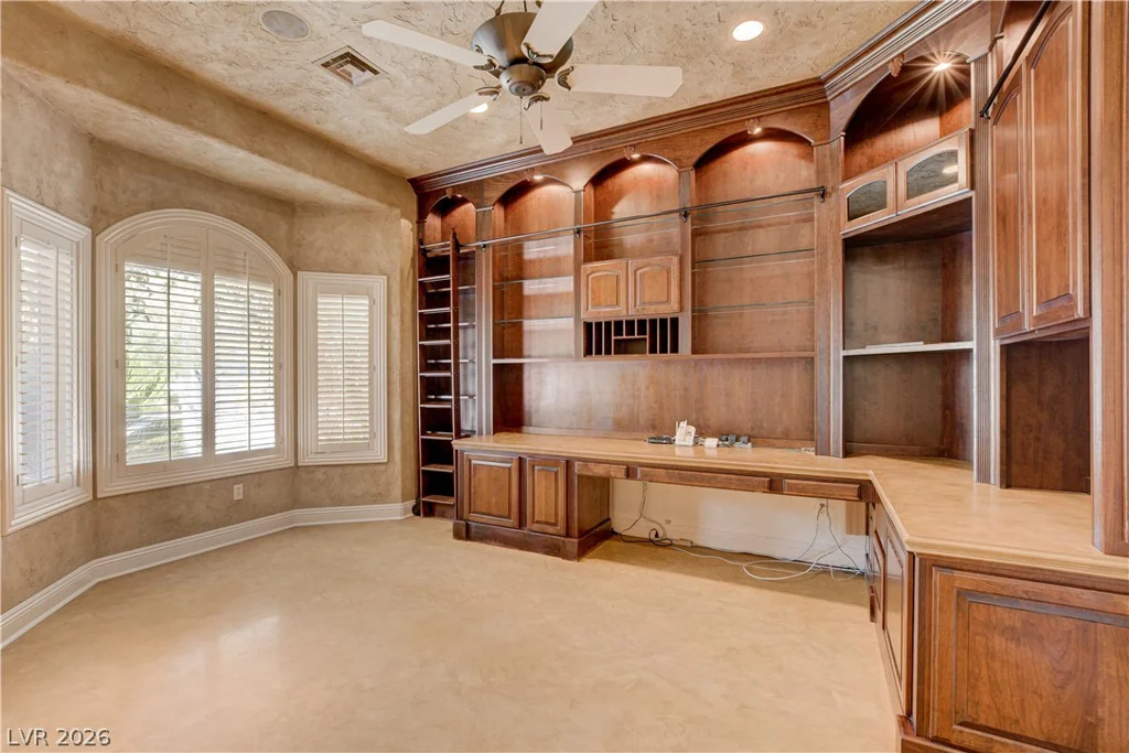 9625 Grand Isle, Las Vegas, NV 89144