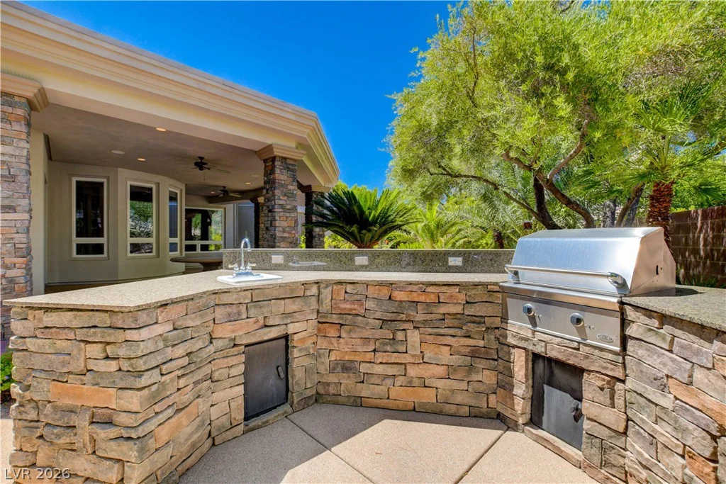 9625 Grand Isle, Las Vegas, NV 89144