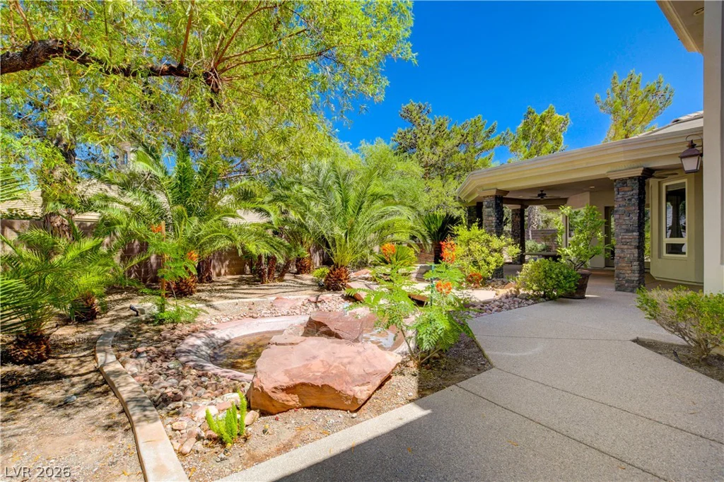 9625 Grand Isle, Las Vegas, NV 89144