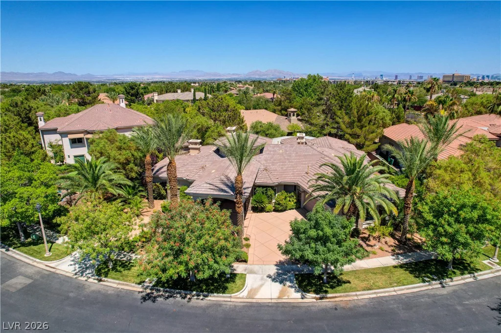 9625 Grand Isle, Las Vegas, NV 89144