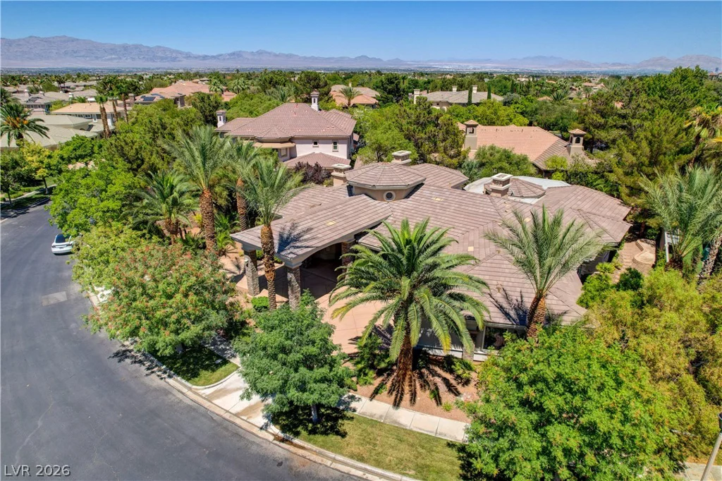 9625 Grand Isle, Las Vegas, NV 89144