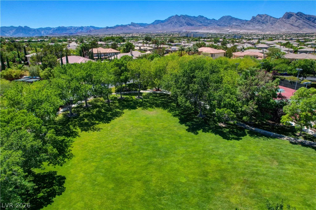 9625 Grand Isle, Las Vegas, NV 89144