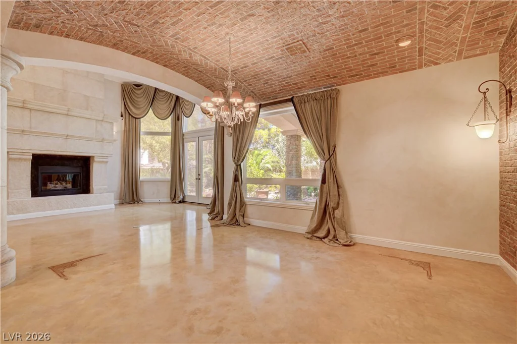 9625 Grand Isle, Las Vegas, NV 89144