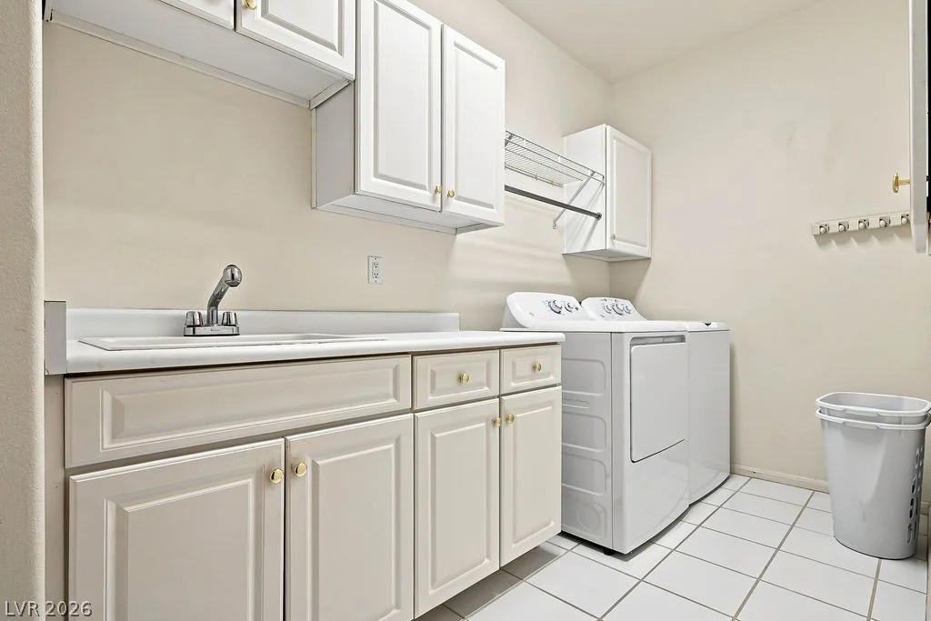 8733 Red Brook, Las Vegas, NV 89128