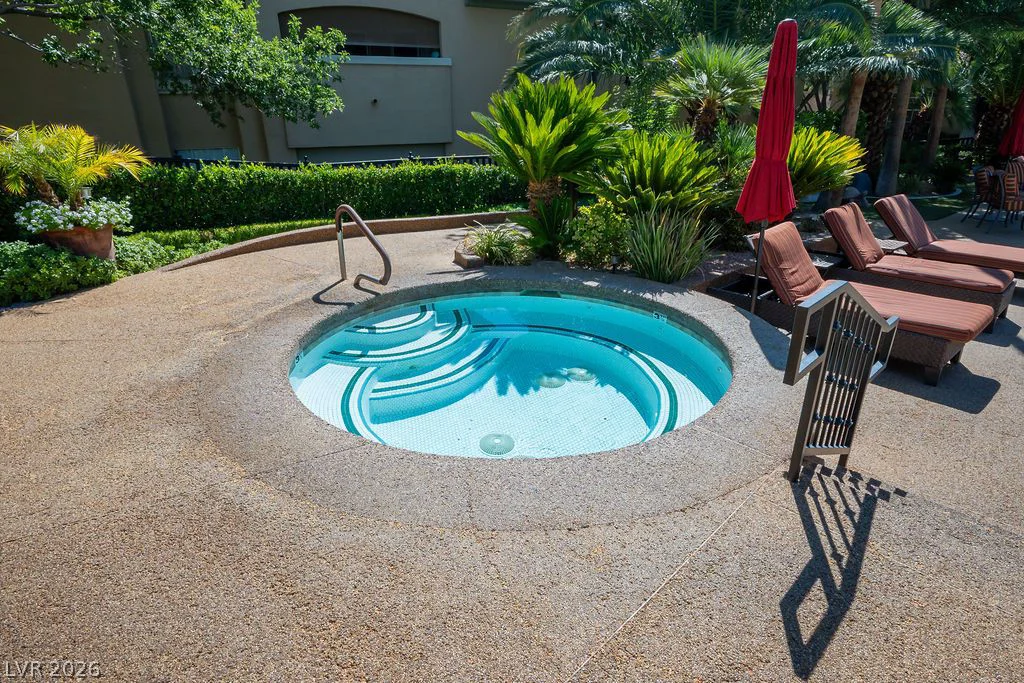 8733 Red Brook, Las Vegas, NV 89128
