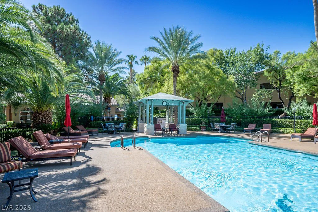 8733 Red Brook, Las Vegas, NV 89128