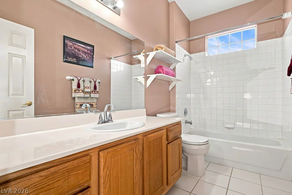 8733 Red Brook, Las Vegas, NV 89128