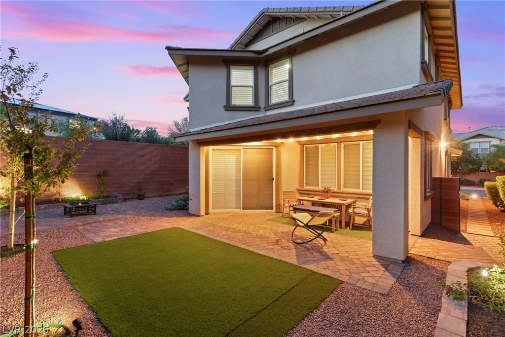 5627 Spanish Valor, Las Vegas, NV 89135