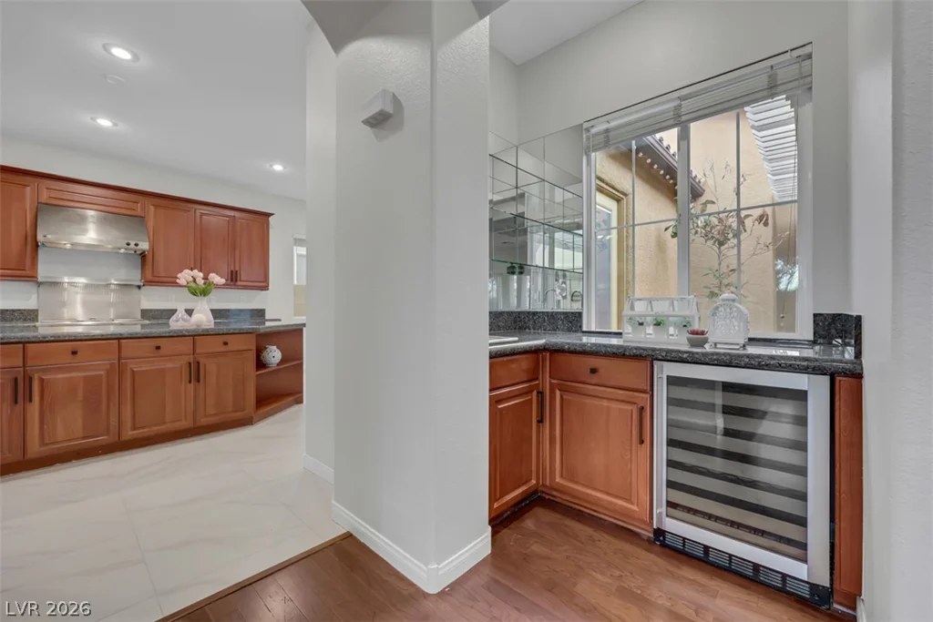 7970 Carson Creek, Las Vegas, NV 89113