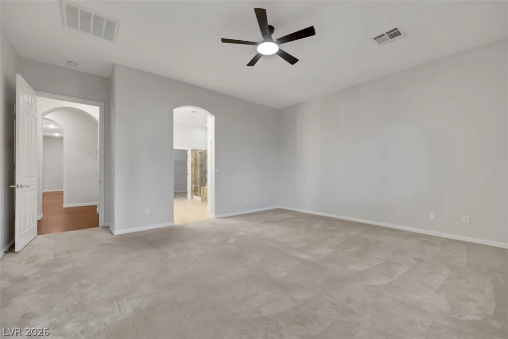 7970 Carson Creek, Las Vegas, NV 89113