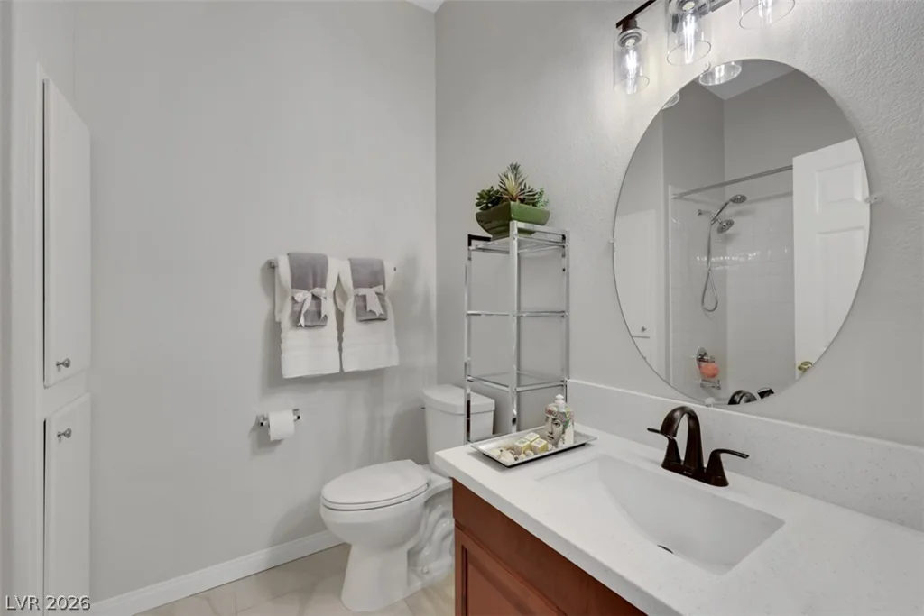 7970 Carson Creek, Las Vegas, NV 89113