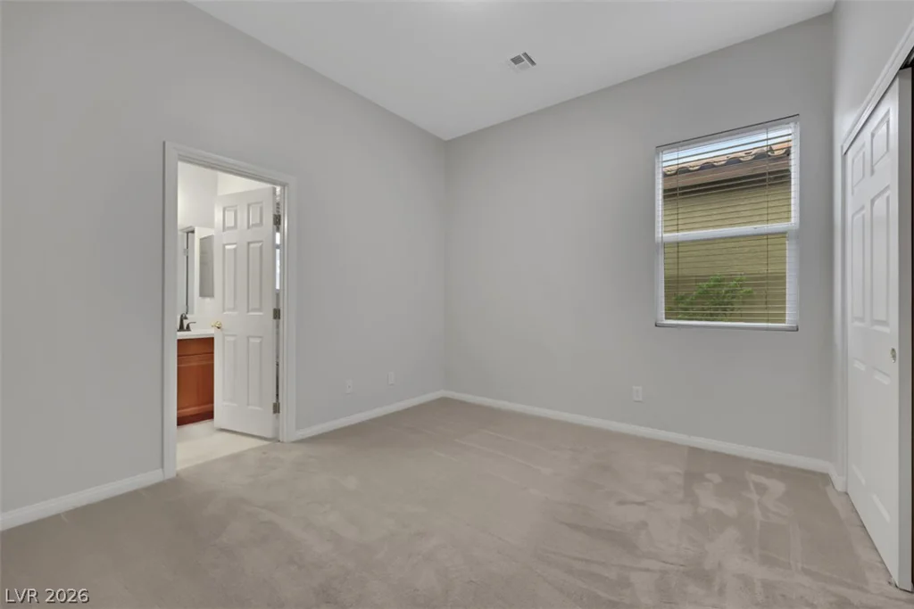 7970 Carson Creek, Las Vegas, NV 89113