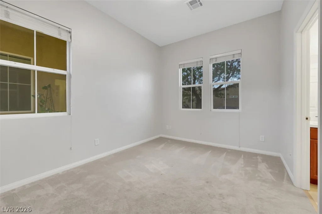 7970 Carson Creek, Las Vegas, NV 89113