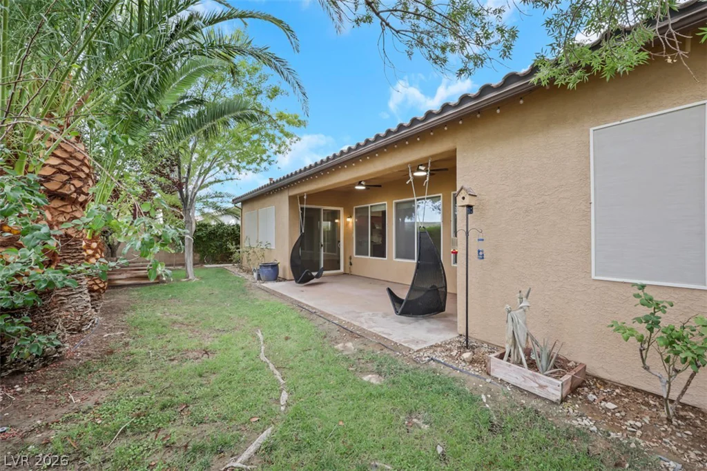 7970 Carson Creek, Las Vegas, NV 89113