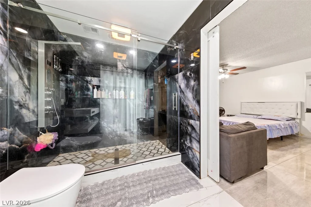 3969 Sorrento, Las Vegas, NV 89121