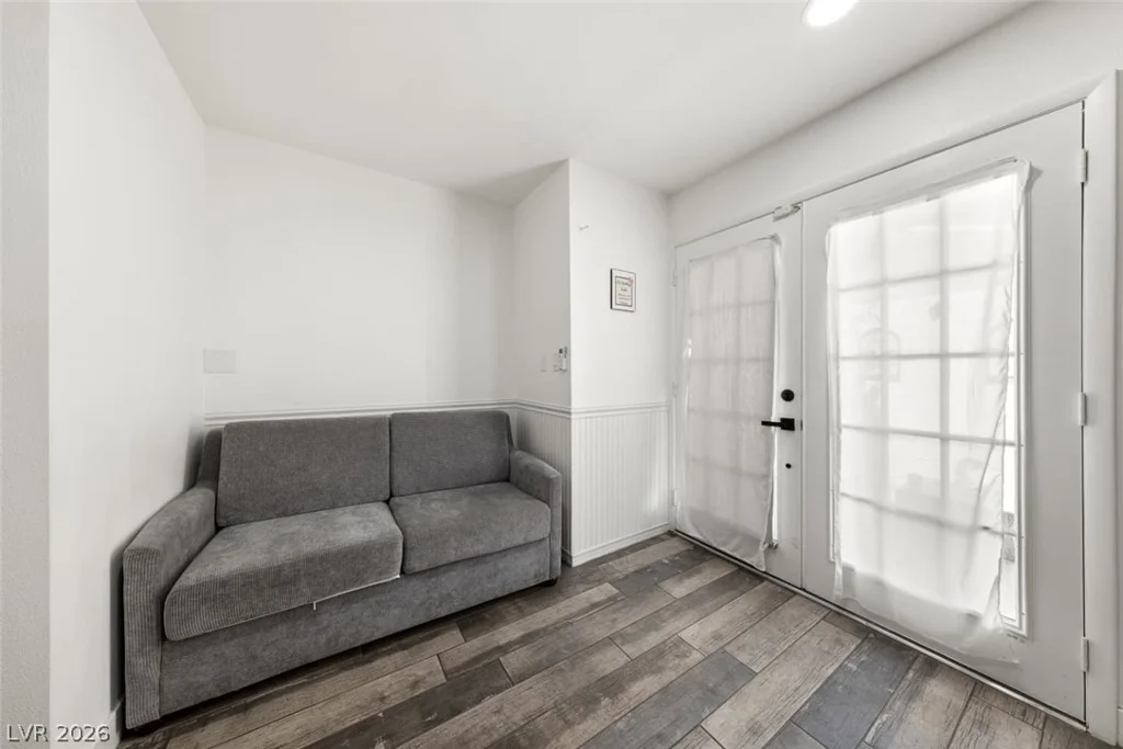 3969 Sorrento, Las Vegas, NV 89121