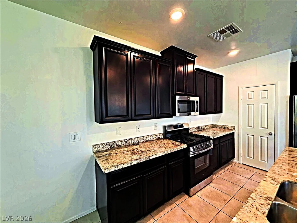 825 Spring Estates, North Las Vegas, NV 89086