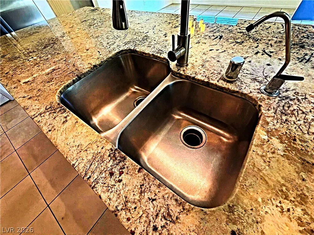 825 Spring Estates, North Las Vegas, NV 89086