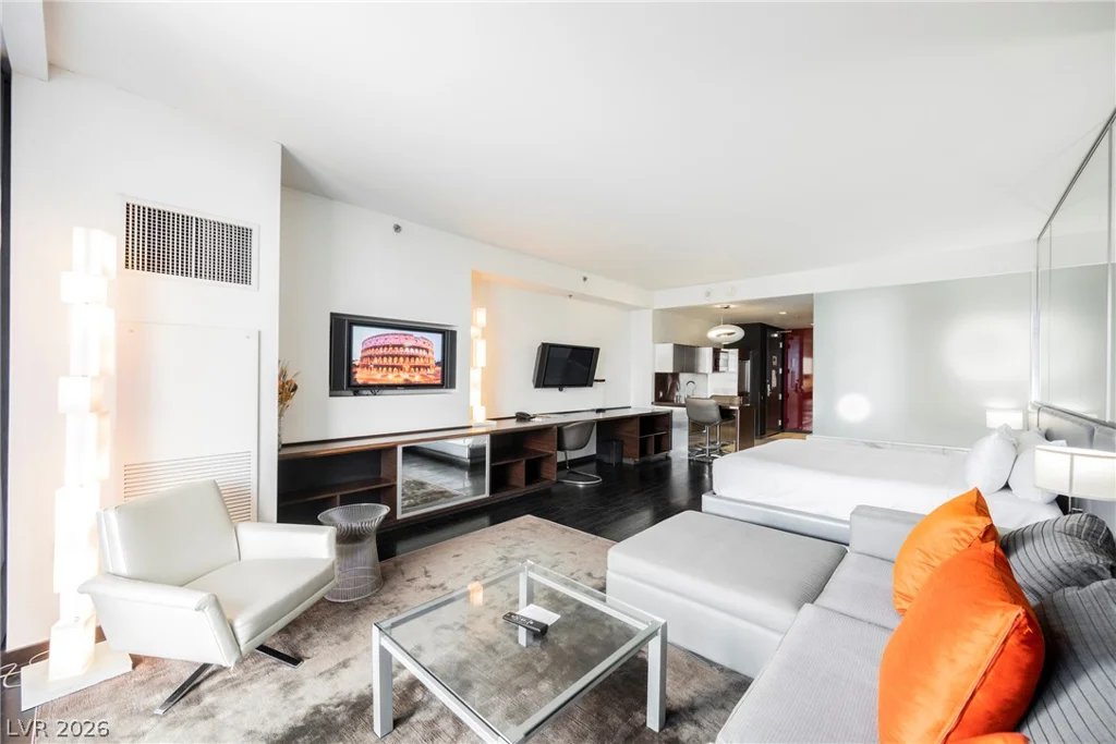 4381 Flamingo, Las Vegas, NV 89103