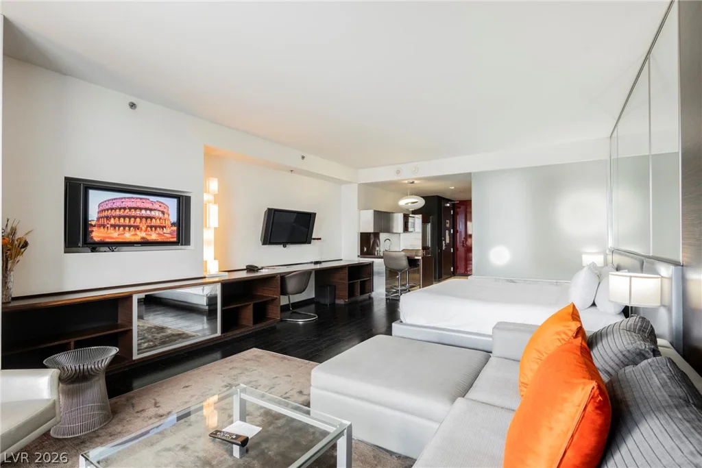 4381 Flamingo, Las Vegas, NV 89103