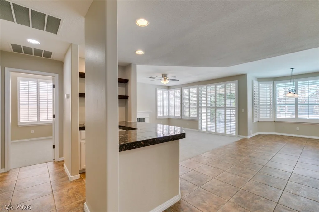 8324 Granite Lake, Las Vegas, NV 89128